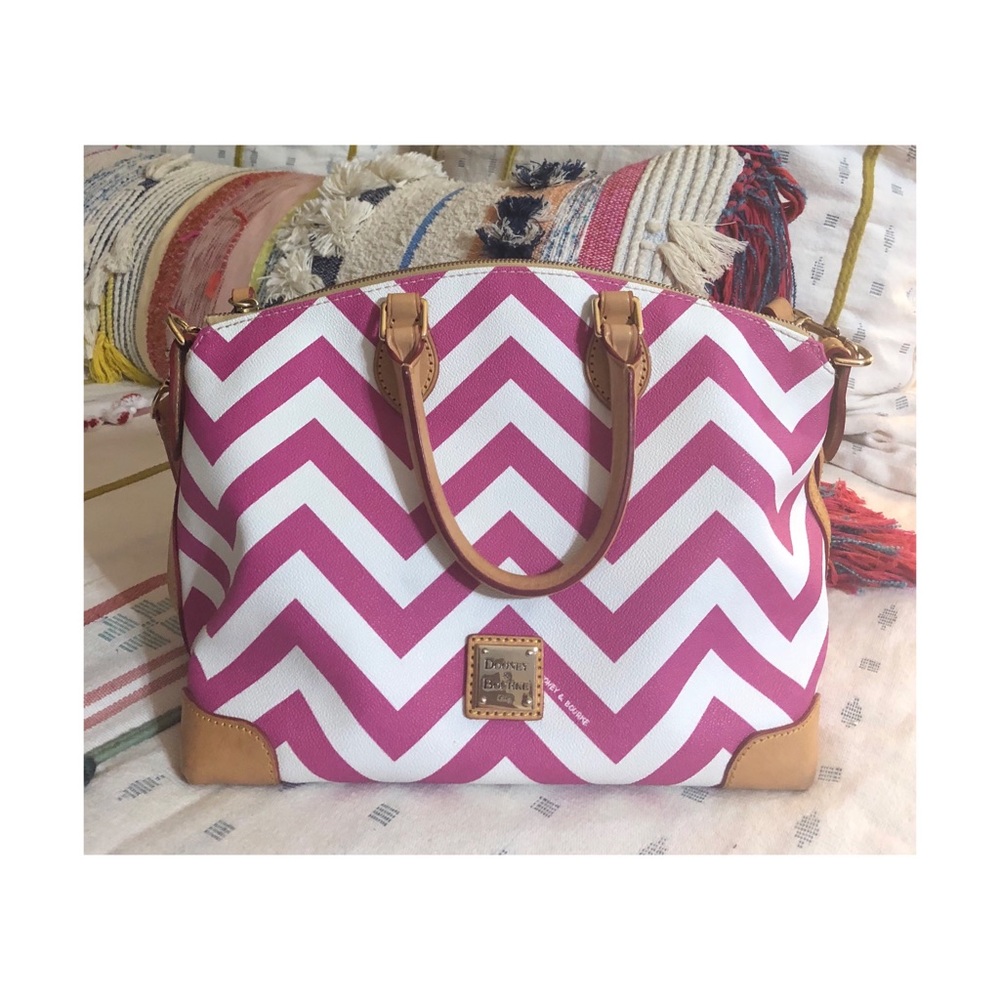 Dooney & Bourke bag
